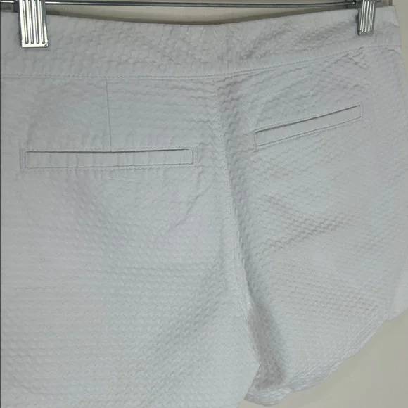 LILLY PULITZER Buttercup Shorts in Resort White Size 2 - Picture 10 of 14